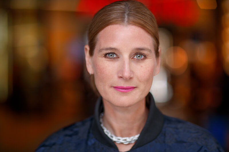 Nära porträtt på Lisa dos Santos.
